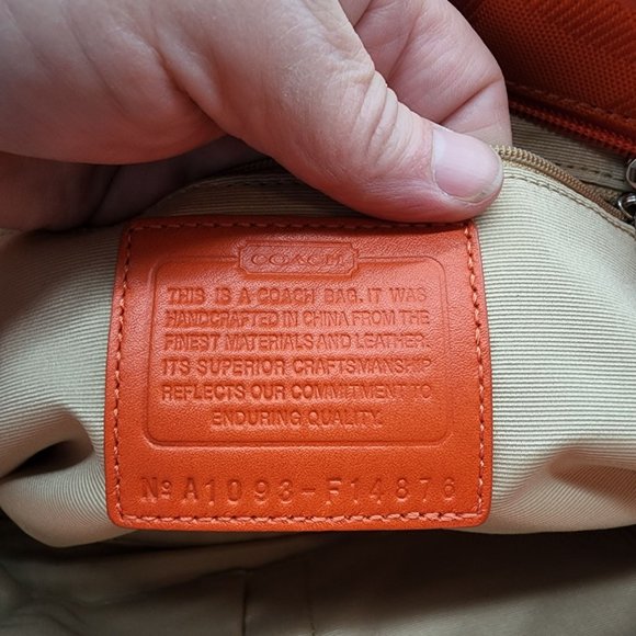 EUC Coach Orange Shoulder Purse - Picture 4 of 10